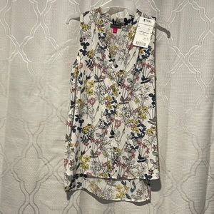 Floral V neck Blouse - size small